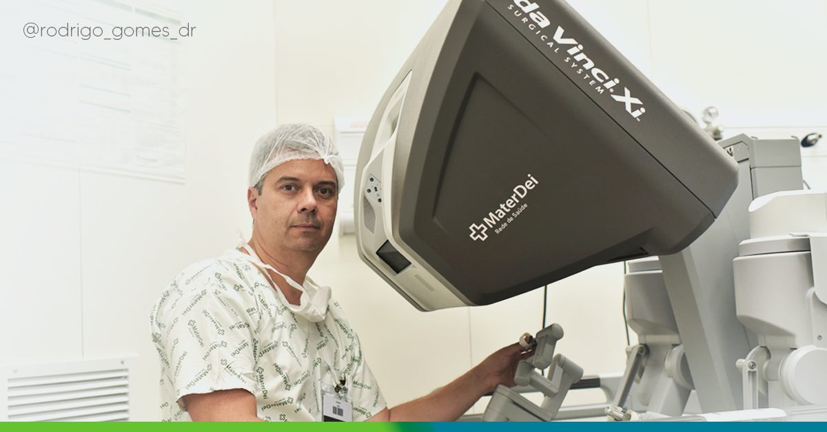 Como é a certificação em cirurgia robótica na coloproctologia